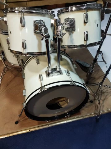 Drum set