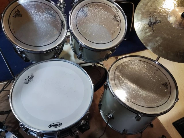 Drum set