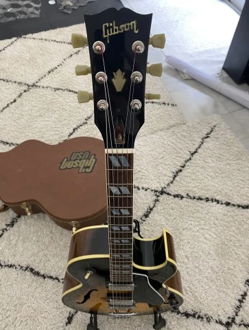 Gibson ES-175