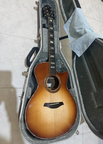 Furch Rainbow GC-SZ Sitka Top Ziricote B+S CNR a Anthem (actual guitar in pictur