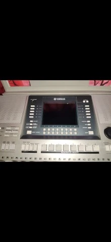 Yamaha PSR-S710