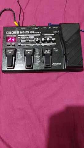 Boss ME-25