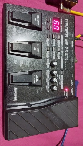 Boss ME-25