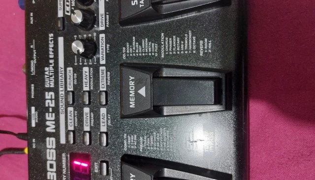 Boss ME-25