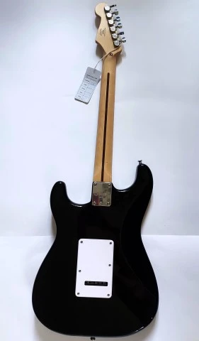 Squier Bullet Stratocaster HSS IL with Tremolo, Indonesia (Black)