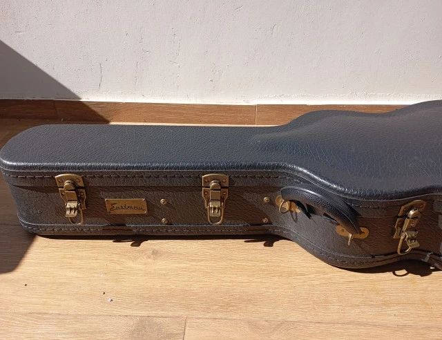 Eastman E1P LTD Bluesmaster Adirondack Top