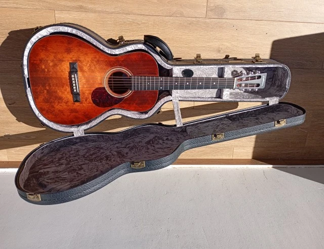 Eastman E1P LTD Bluesmaster Adirondack Top