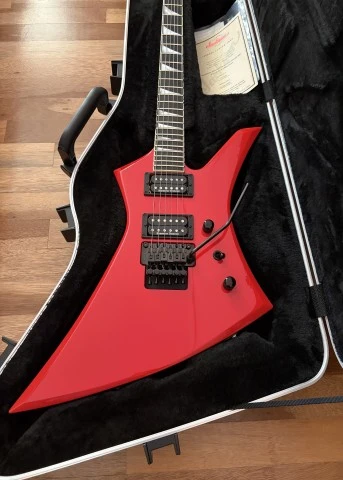 Jackson CUSTOM SHOP Kelly (Ferrari Red)