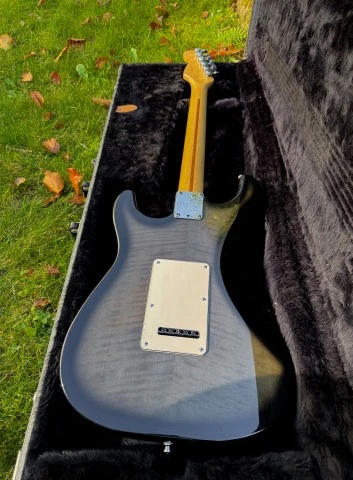 Fender Stratocaster Plus Ultra 1991 Ebony Burst !VERY RARE