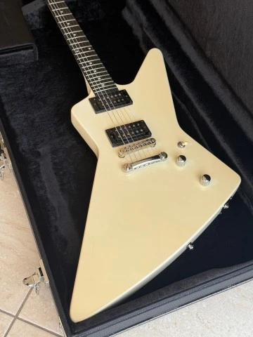 Epiphone ’84 Explorer EX – James Hetfield “So What” Inspired