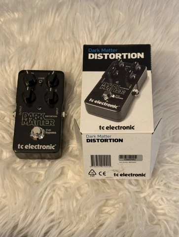 TC Electronic Dark Matter Distortion