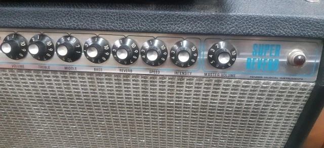 Fender Super Reverb