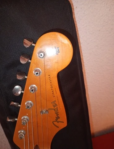 Fender Stratocaster