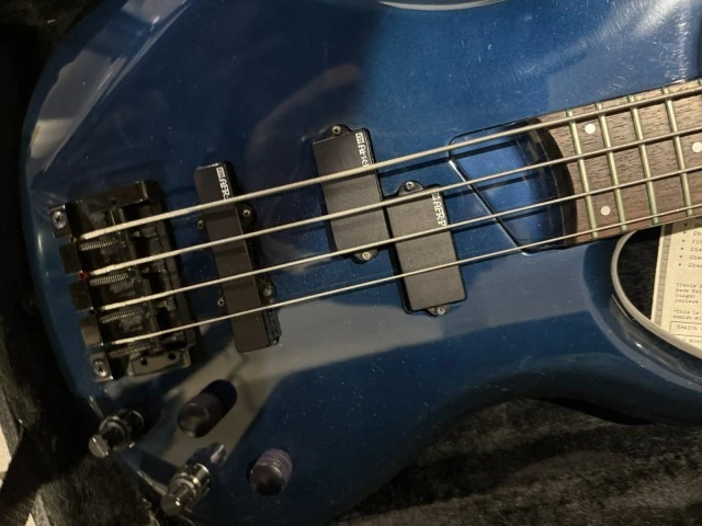 Ibanez SR800