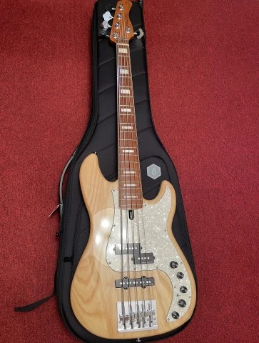 Marcus Miller P8-5 NT