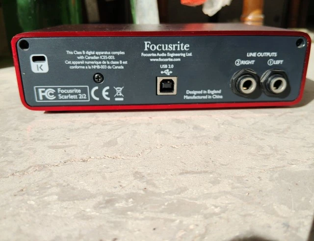 Focusrite Scarlett 2i2 2nd Gen