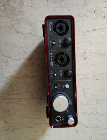Focusrite Scarlett 2i2 2nd Gen
