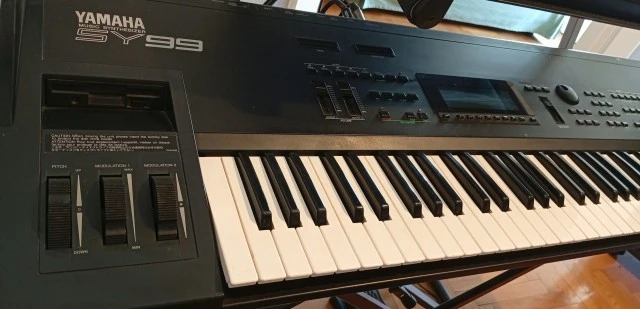 Yamaha SY99