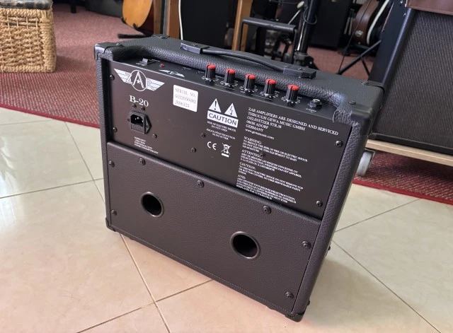 Zar 20W Bass Amplifier