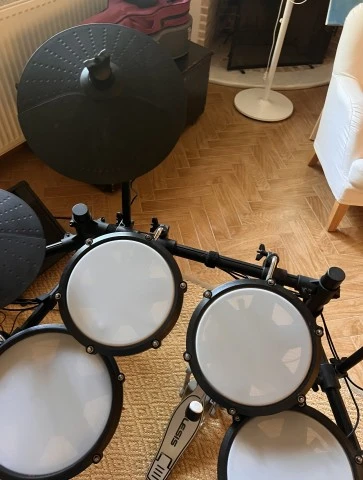 Alesis Nitro Max Electronic Kit