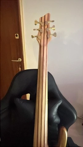 HK Woodo Bass
