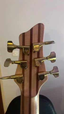 HK Woodo Bass