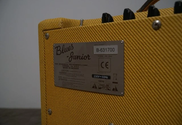 Fender Blues Junior Lacquered Tweed