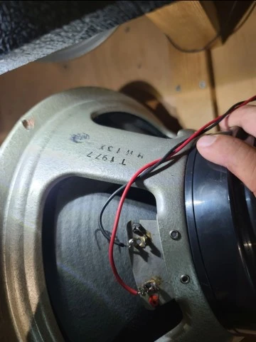 2 x Rola Celestion G12M Blackback – T1511 55 Hz / κώνος 444 & σπάνιο T1977 5