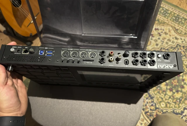 Akai MPC Live II