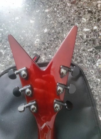 Washburn Dimebag Darell (Replica)