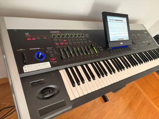 Korg OASYS 76