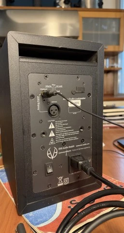 Eve Audio SC205