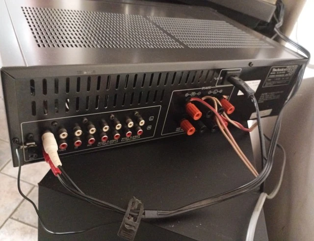 Ενισχυτής Technics SU-V550