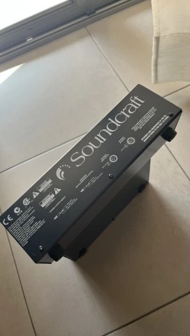 Soundcraft EPM6 Αναλογικός Μίκτης 6 Mono / 2 Stereo (Πρόσφατο Service)
