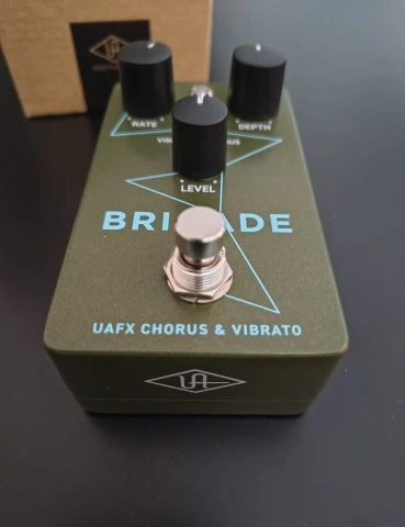 Universal Audio UAFX Brigade Chorus & Vibrato