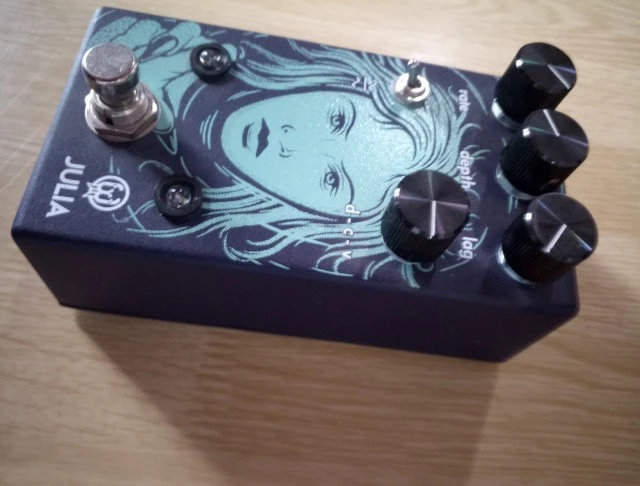 Walrus Audio Julia V2 Chorus | Vibrato