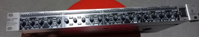 Behringer MDX4600 Multicom Pro XL