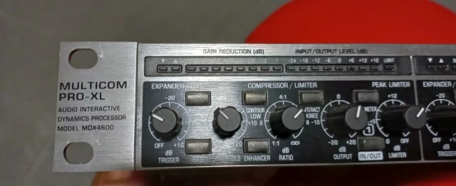 Behringer MDX4600 Multicom Pro XL