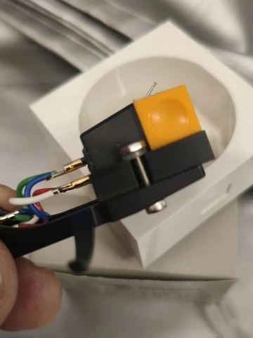 Κεφαλή για πικάπ Nagaoka MP-110 με Headshell