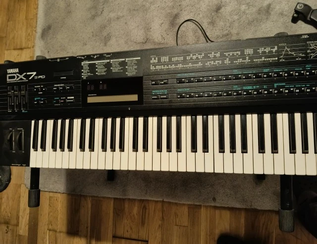 Yamaha DX7II