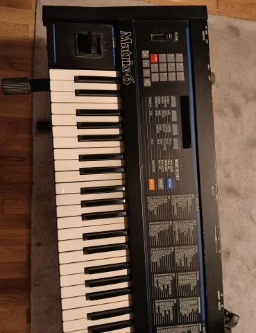Oberheim Matrix-6