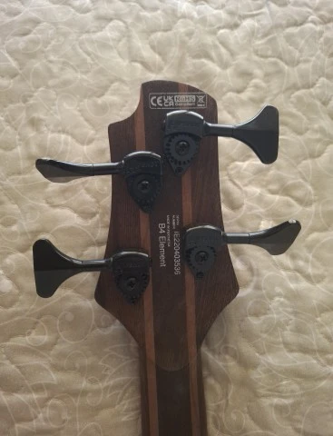 Cort Artisan B4 Element