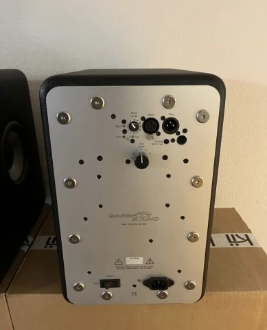 Barefoot Sound MicroMain