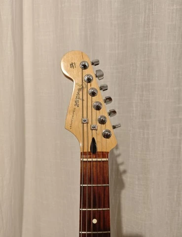 Fender Stratocaster