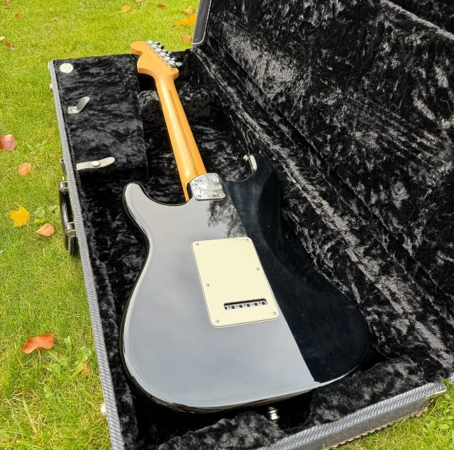 Fender The Edge (U2) Artist Series Stratocaster 2015 USA