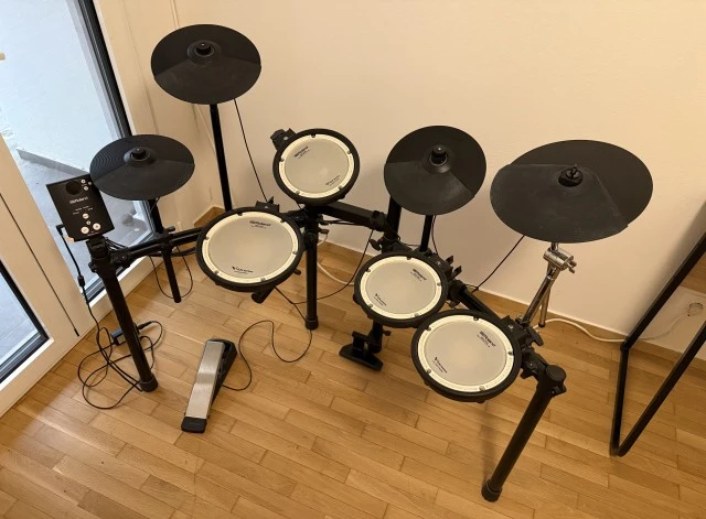 Roland TD-1 DMK