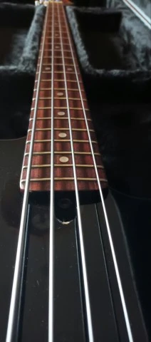 Aria Pro II RSB Deluxe-I (1983) – Made in Japan (δίνεται μαζί με case)