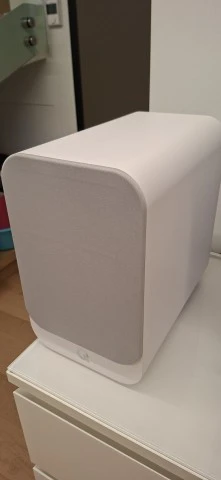 Q Acoustics 3030i