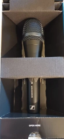 Sennheiser e 945