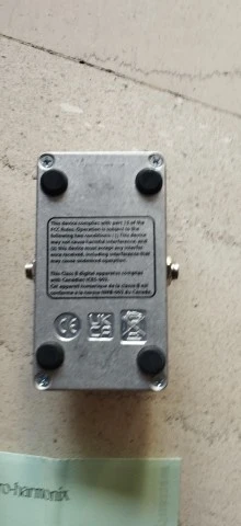 Electro-Harmonix Bass Clone Chorus